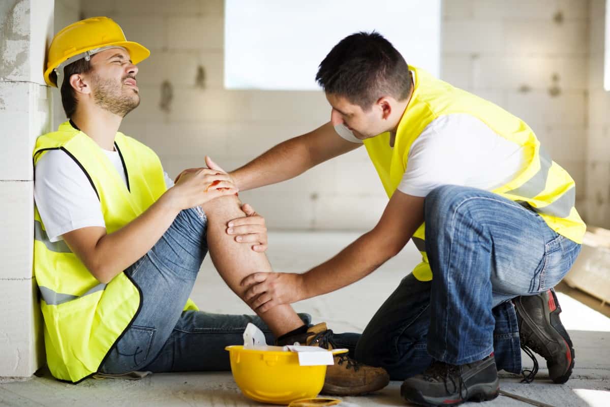 4 Things to Do Immediately if You Are injured at Work